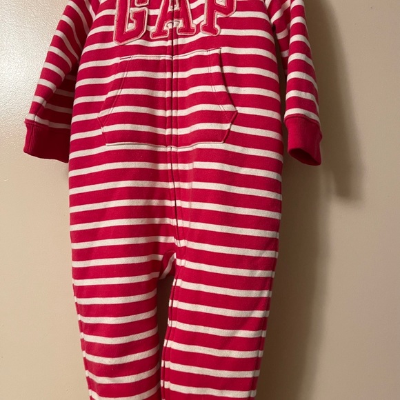 GAP baby girl fleece lined snowsuit - Picture 6 of 6